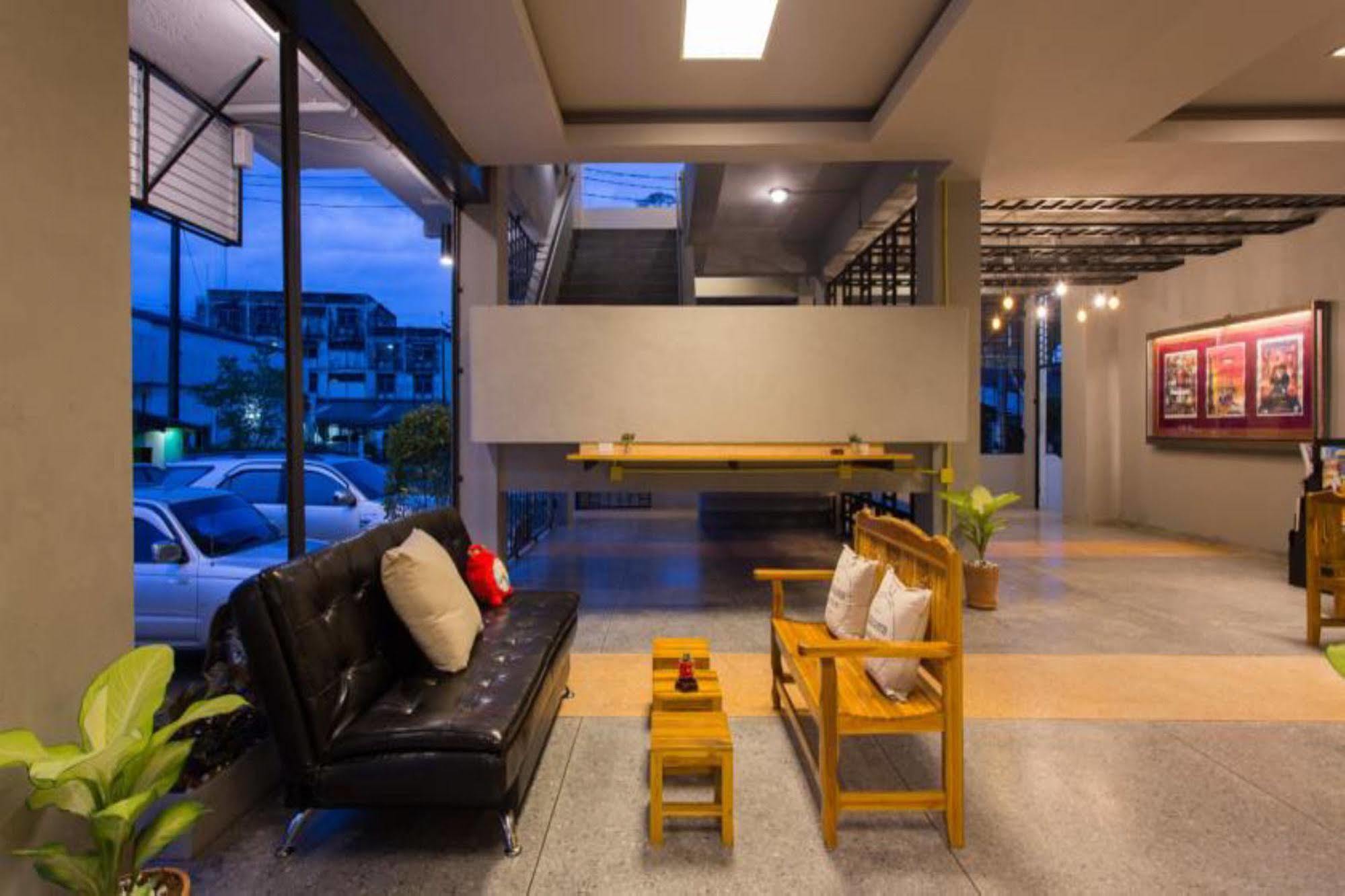 Holiday Station Hostel Krabi Zewnętrze zdjęcie