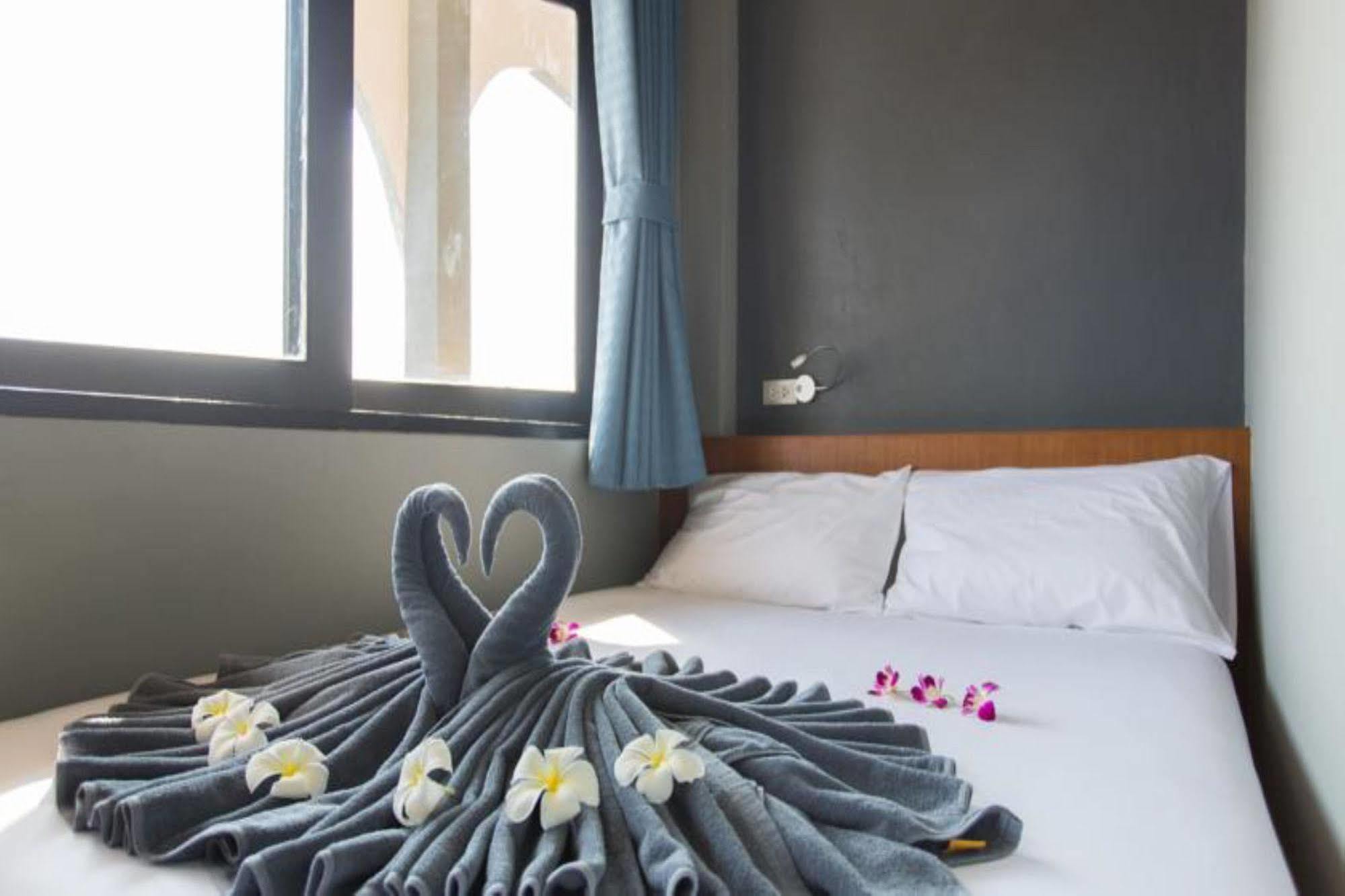 Holiday Station Hostel Krabi Zewnętrze zdjęcie