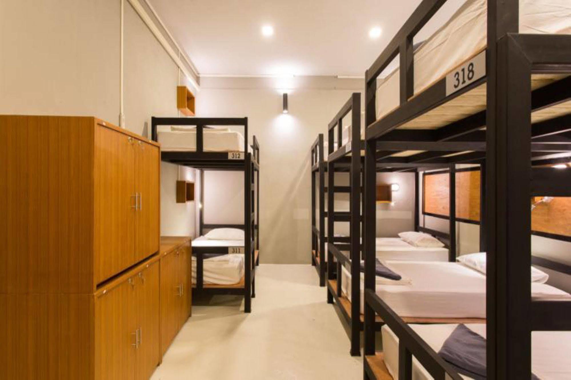 Holiday Station Hostel Krabi Zewnętrze zdjęcie